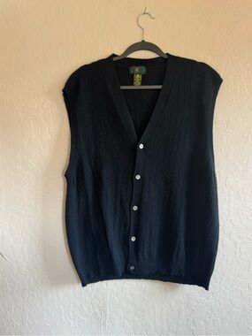 Club Room Black V‑Neck Button Knit Vest